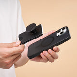 محفظة PopSockets MagSafe PopWallet+ | حامل بطاقات + مقبض + مسند، تتسع لـ 3 بطاقات، مغناطيس قوي، لأجهزة iPhone 15/14/13/12، تتضمن حلقة محول للهواتف والأغطية غير المتوافقة مع MagSafe - أسود