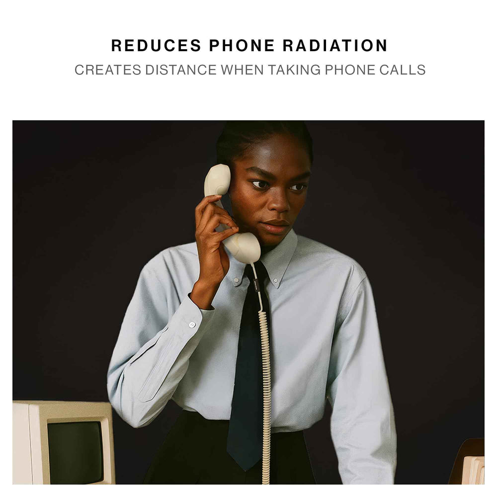 Native Union Pop Phone Alarm Retro Handset USB-C, Plug and Talk Connection, Hi-Quality Microphone and Speaker, Less Radiation, for iPhone 17/16/15 Tablets MacBooks Laptops w/ USB-C port - Alarm Red