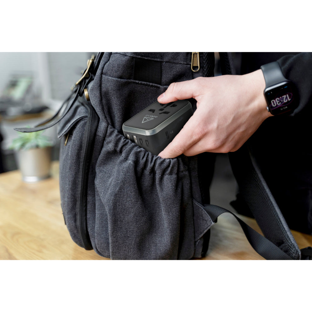 محول سفر عالمي من أدونيت 3C2A - شاحن جداري دولي بتقنية الشحن السريع 65 واط (3 منافذ USB-C + منفذان USB-A) - أسود