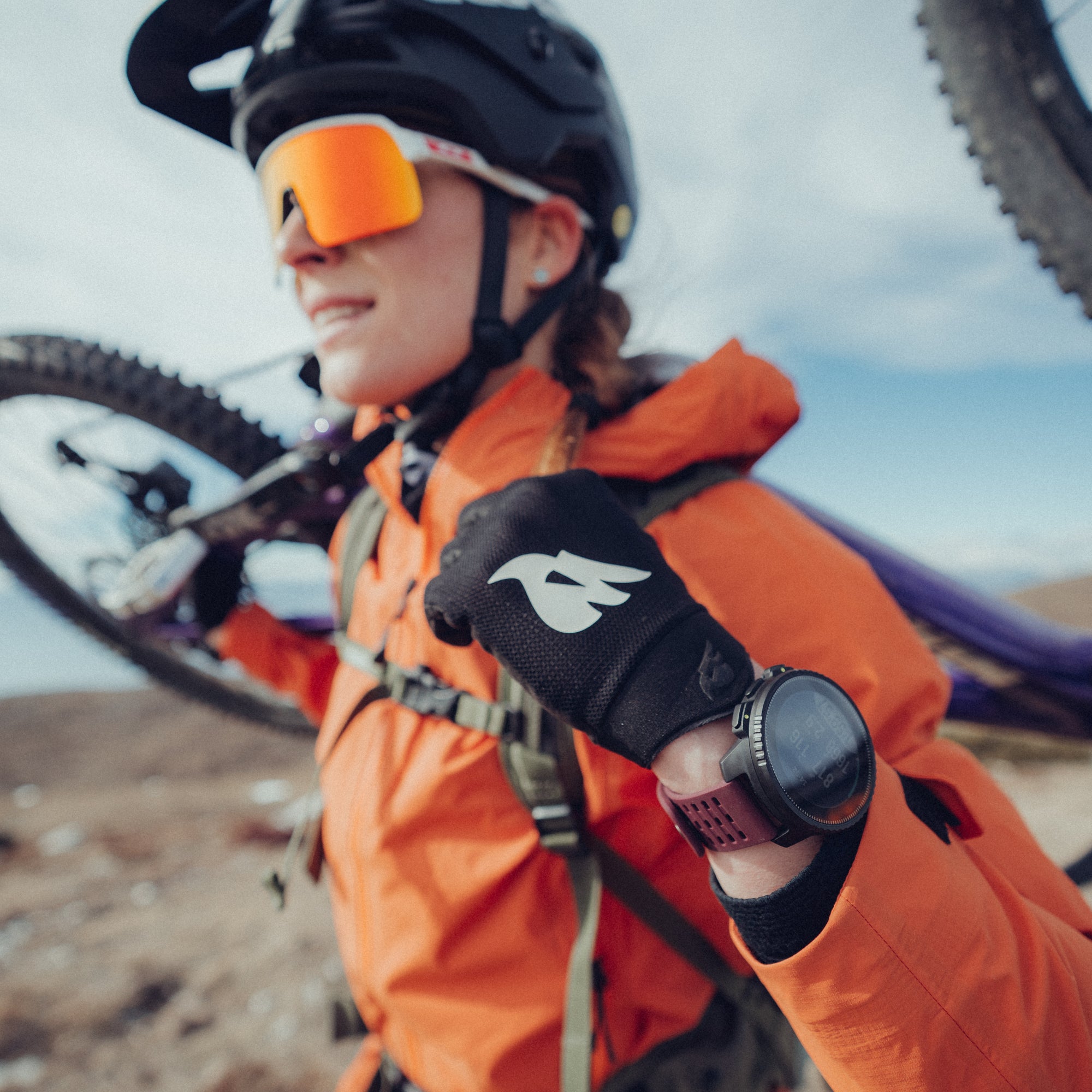 SUUNTO Vertical Black Ruby