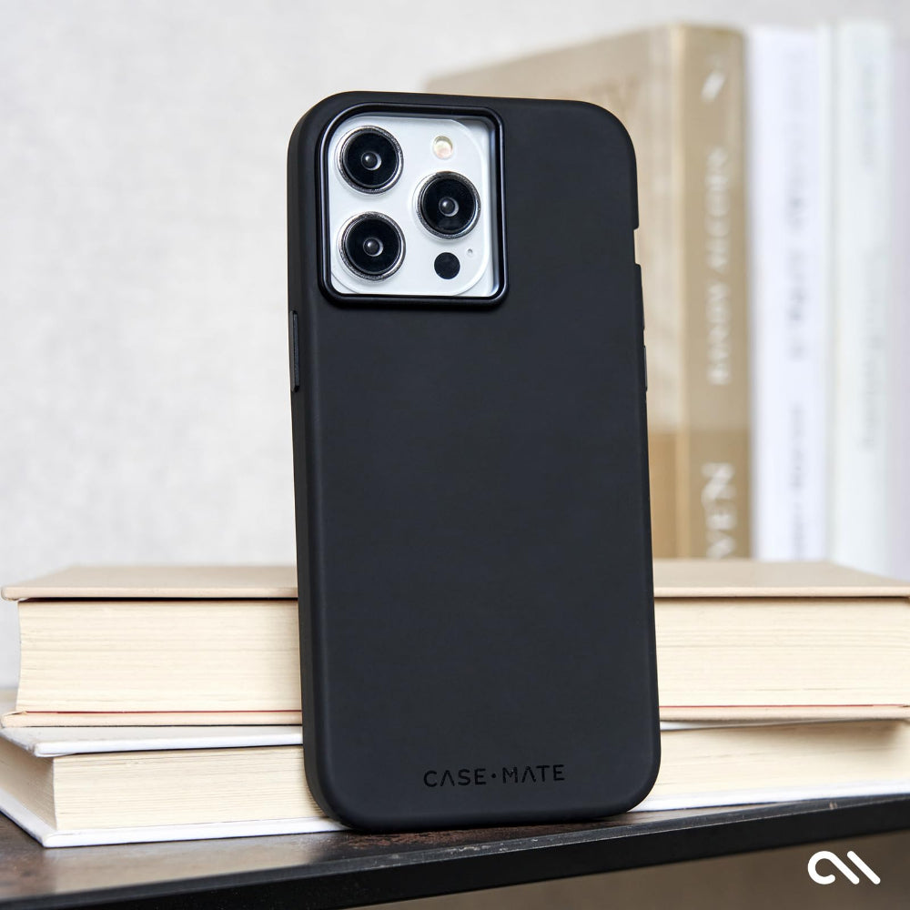 Case-mate Silicone Case w/ Magsafe for Apple iPhone 15 Pro Max 2023 6.7"| 12-Ft Drop Protection w/ Anti-Scratch Coating, AntiMicrobial Layer, Raised Edges, Soft Texture, Wireless Charging- Black