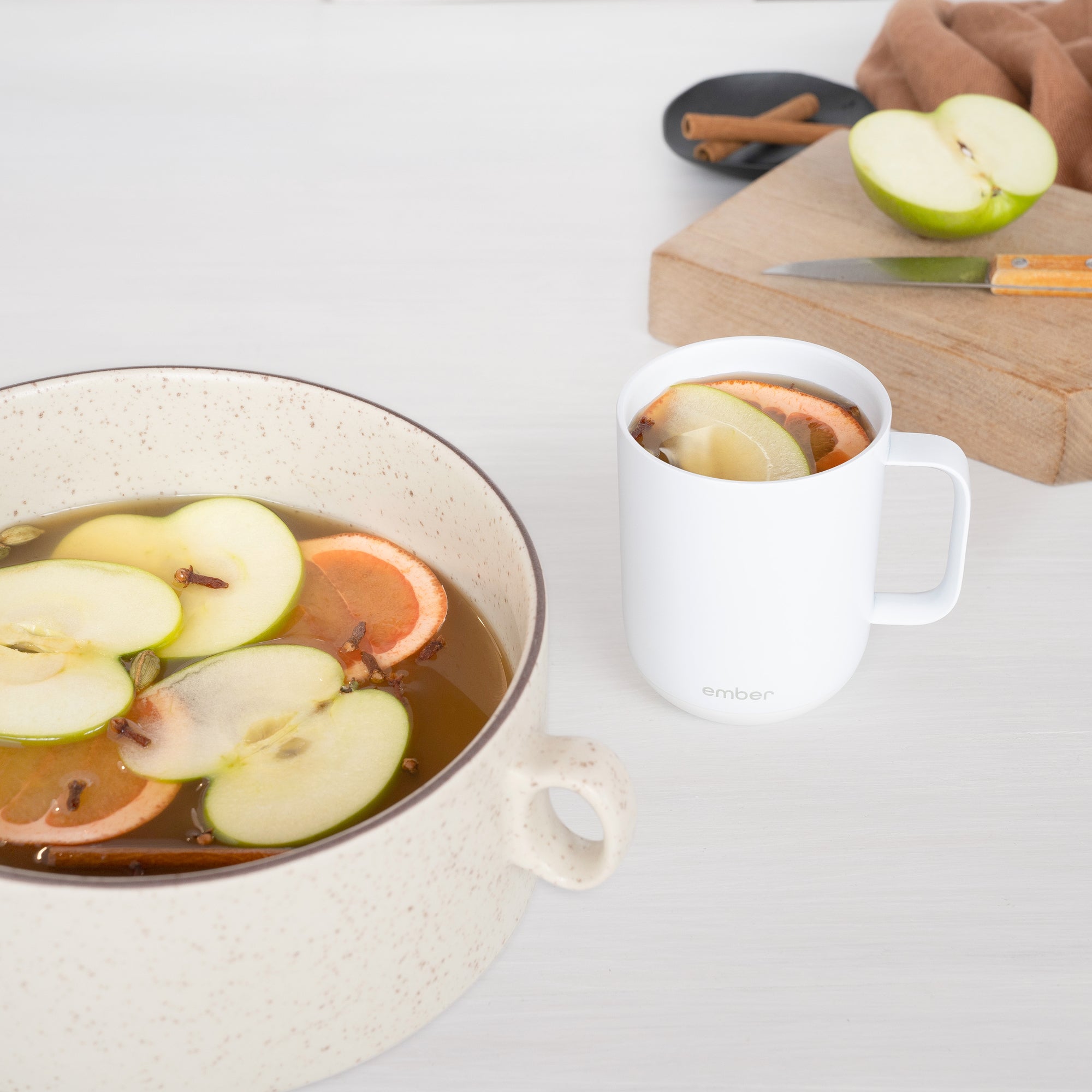 EMBER Mug 2 Temperature Control Mug 10 Oz / 295 ML White Uk Plug