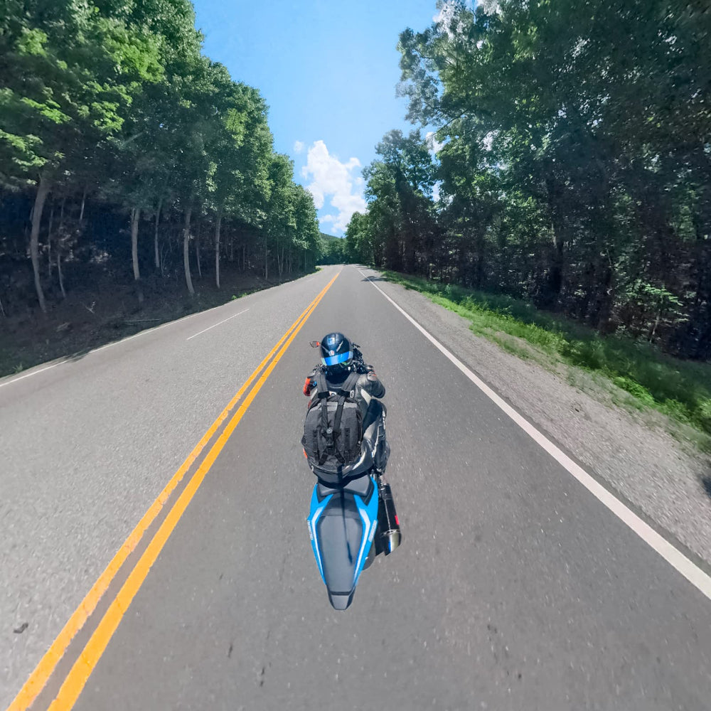 Insta360 Third-Person Backpack Mount - view 4