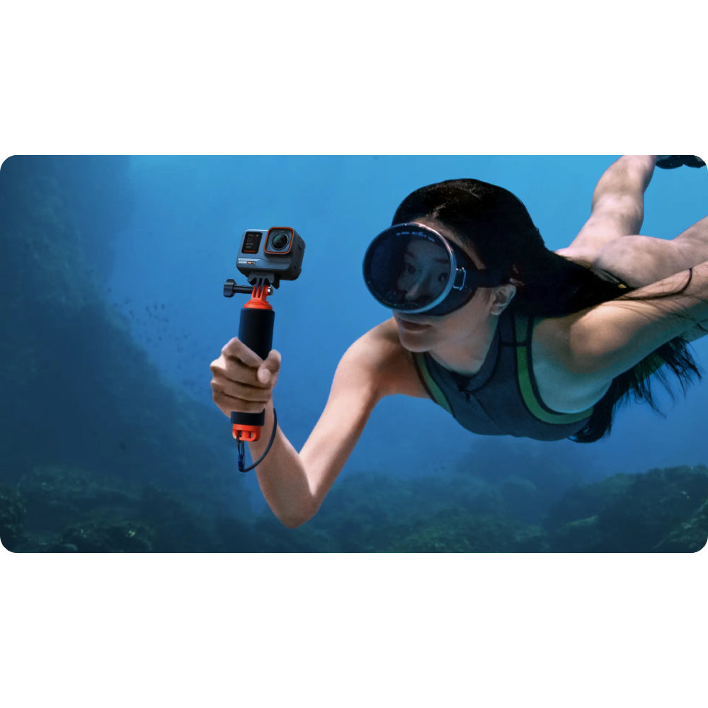 Insta360 Floating Hand Grip| Non-slip Unsinkable Hand Grip for Water Adventures, Underwater Shooting, Works with Insta360 X4/X3, Ace Pro 2/Pro/Ace, GO 3S/3/2, One X2/X/RS/R - Black