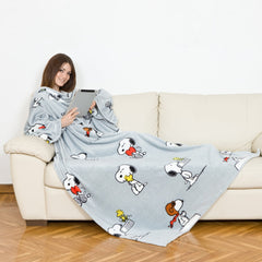 [OPEN BOX] KANGURU Blanket With Sleeves and a Pocket - Deluxe Snoopy