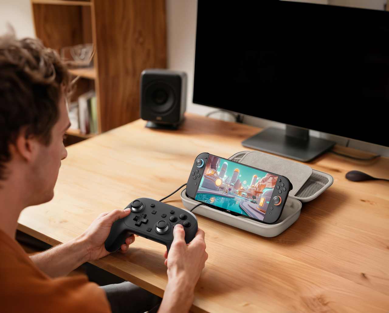 Belkin Gaming Charging Case for Nintendo Switch 2/Switch /OLED| 10K mAh Power Bank, Game Card Storage, Kickstand Groove, Sand