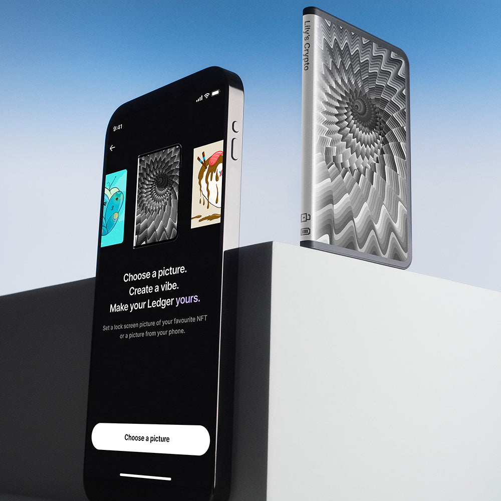 محفظة ليدجر ستاكس للعملات الرقمية بشاشة لمس وشحن لاسلكي - أسود