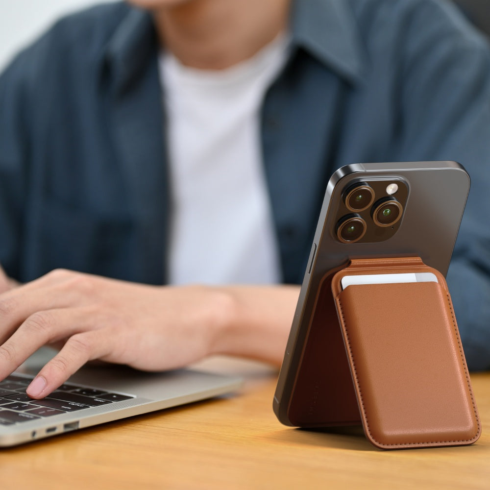 SATECHI Magnetic Magsafe Wallet Stand - Brown