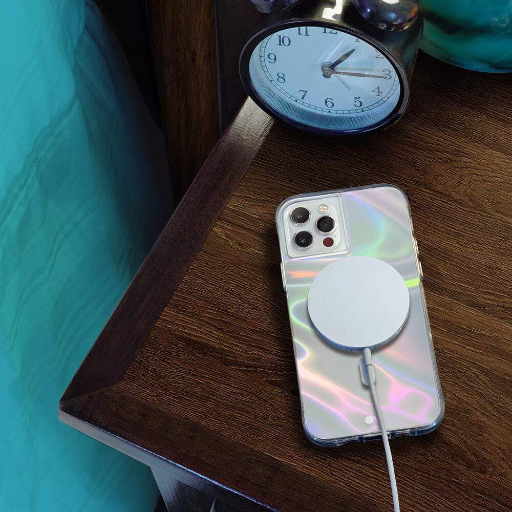 CASE-MATE iPhone 13 - Soap Bubble w/ MagSafe and Antimicrobial - Iridescent