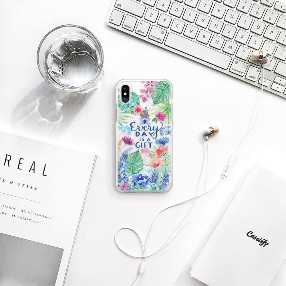 [OPEN BOX] CASETIFY Snap Case Everyday is a Gift for iPhone XS/X