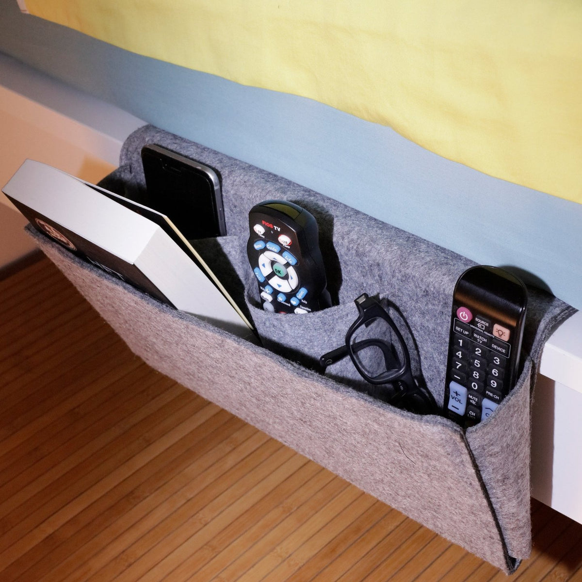 KIKKERLAND Felt Bedside Caddy - Bedside Storage Pocket and Holder for Book and more - Large - Gray