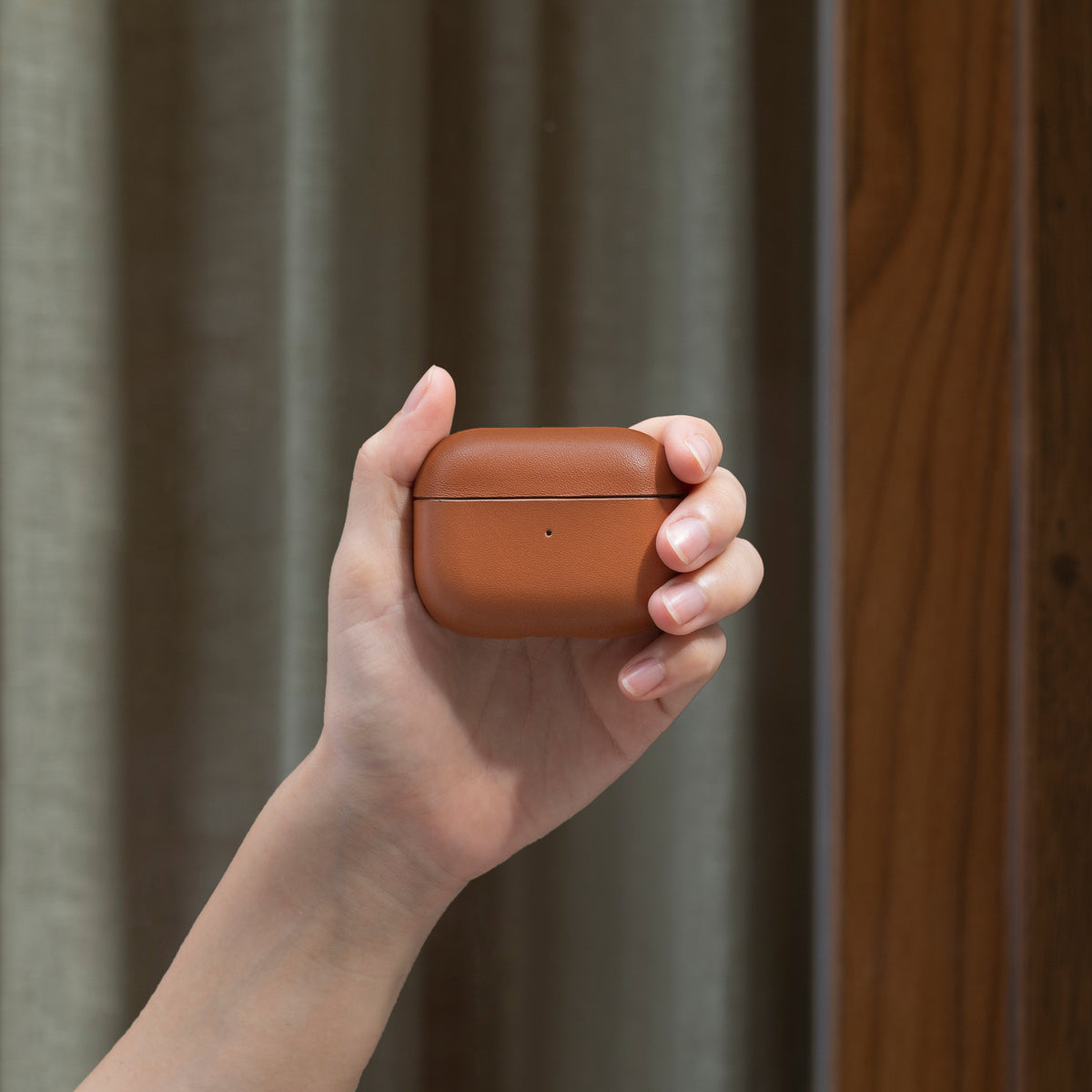 [OPEN BOX] NATIVE UNION Classic Leather Case for Airpods Pro - Tan