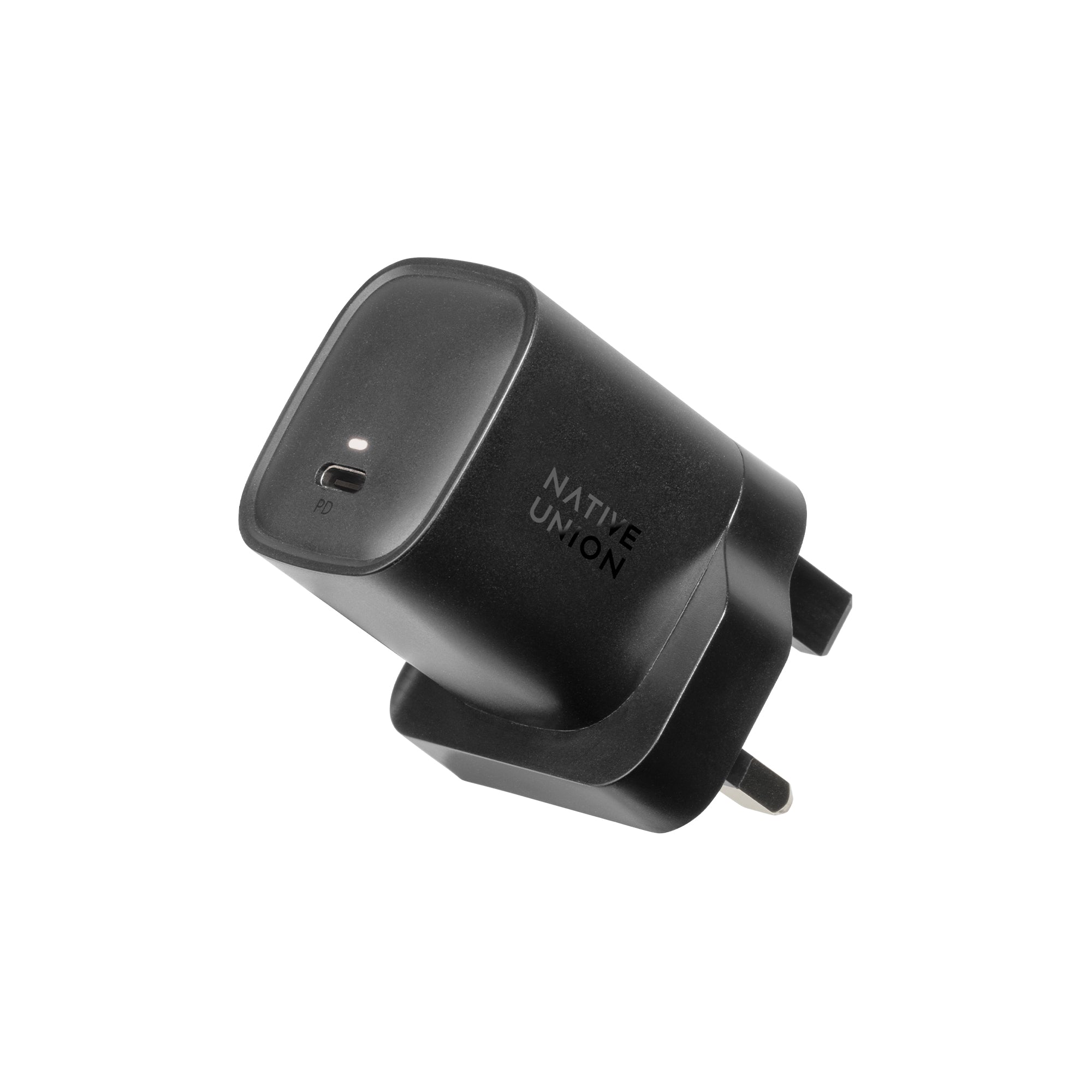 شاحن NATIVE UNION السريع بتقنية GaN PD بقوة 30 واط، مزود بمنفذ USB-C ومؤشر LED، وشاحن حائط بريطاني بمنفذ واحد - أسود