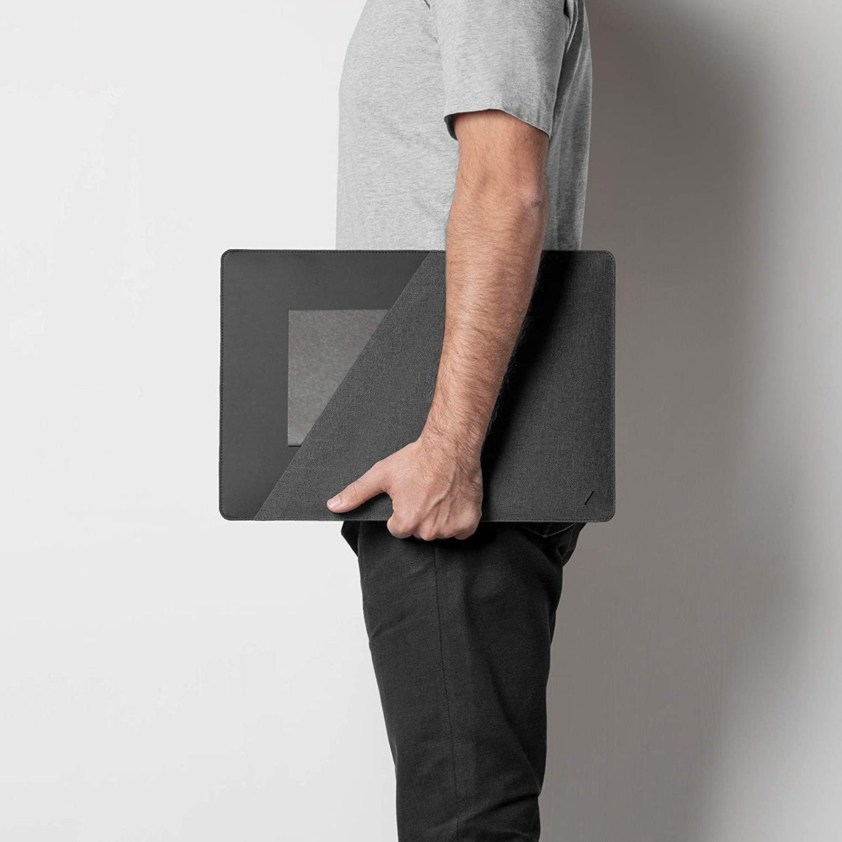 NATIVE UNION Stow Slim for Macbook 16&quot; - Slate